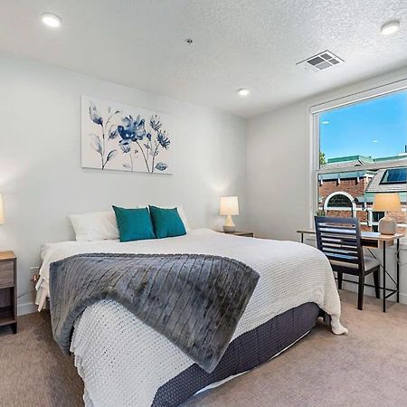 2Br Luxury Urban Escape Balcony & Fitness Center Apartment Salt Lake City Exterior photo